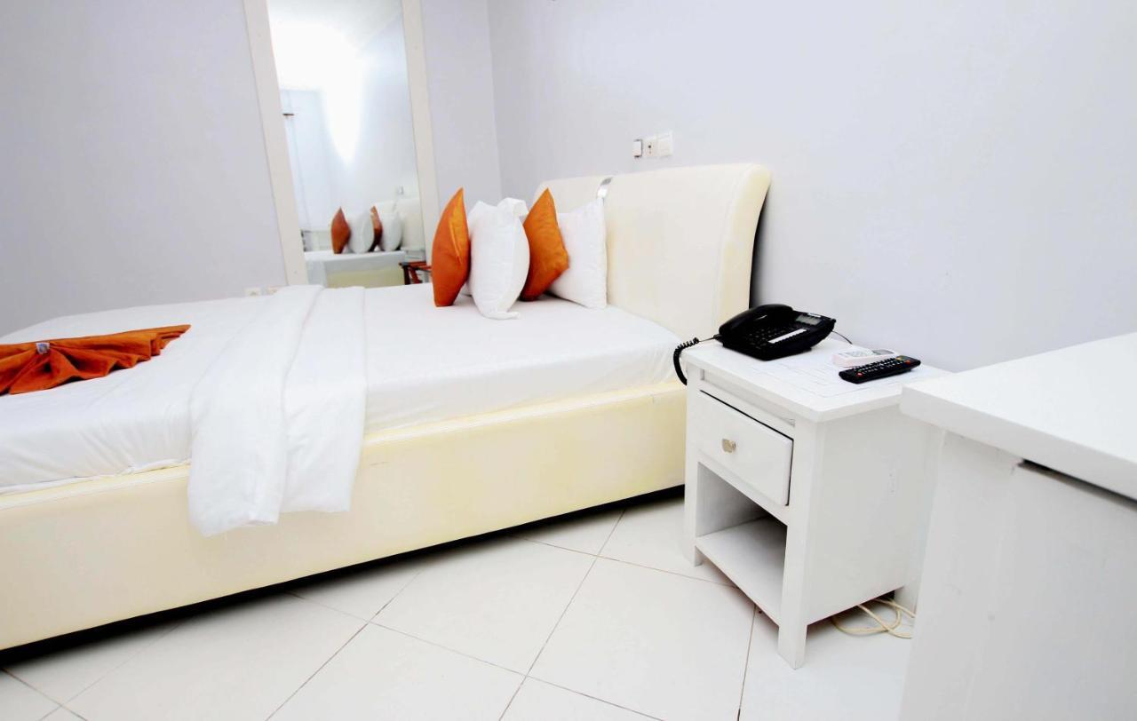 Hotel Galilee コトヌー エクステリア 写真